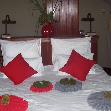 Nkasa Lupala Tented Lodge Sangwali Extérieur photo