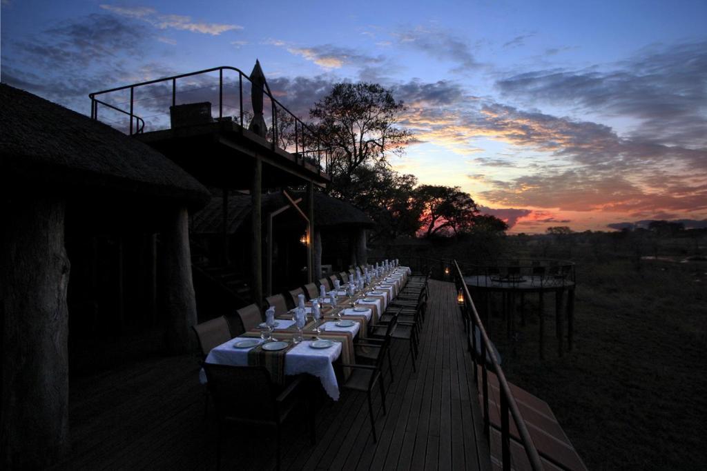 Nkasa Lupala Tented Lodge Sangwali Extérieur photo